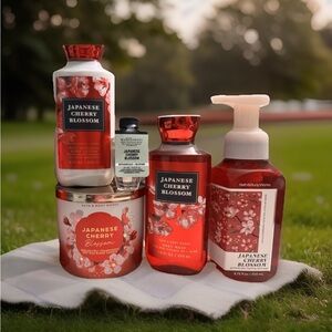 Bath & Body Works Japanese Cherry Blossom Collection - Red and White set of 5